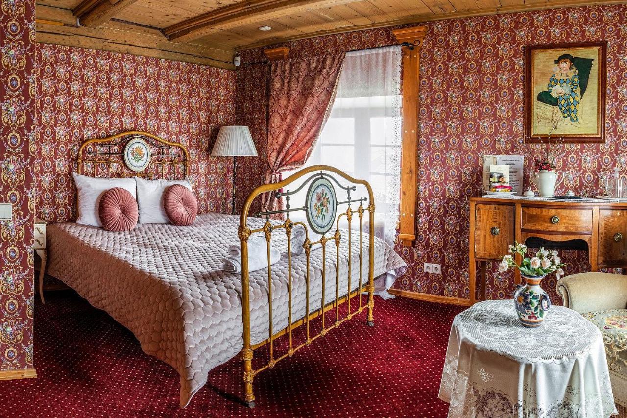 Pakruojis Manor Hotel Miller'S House Bagian luar foto
